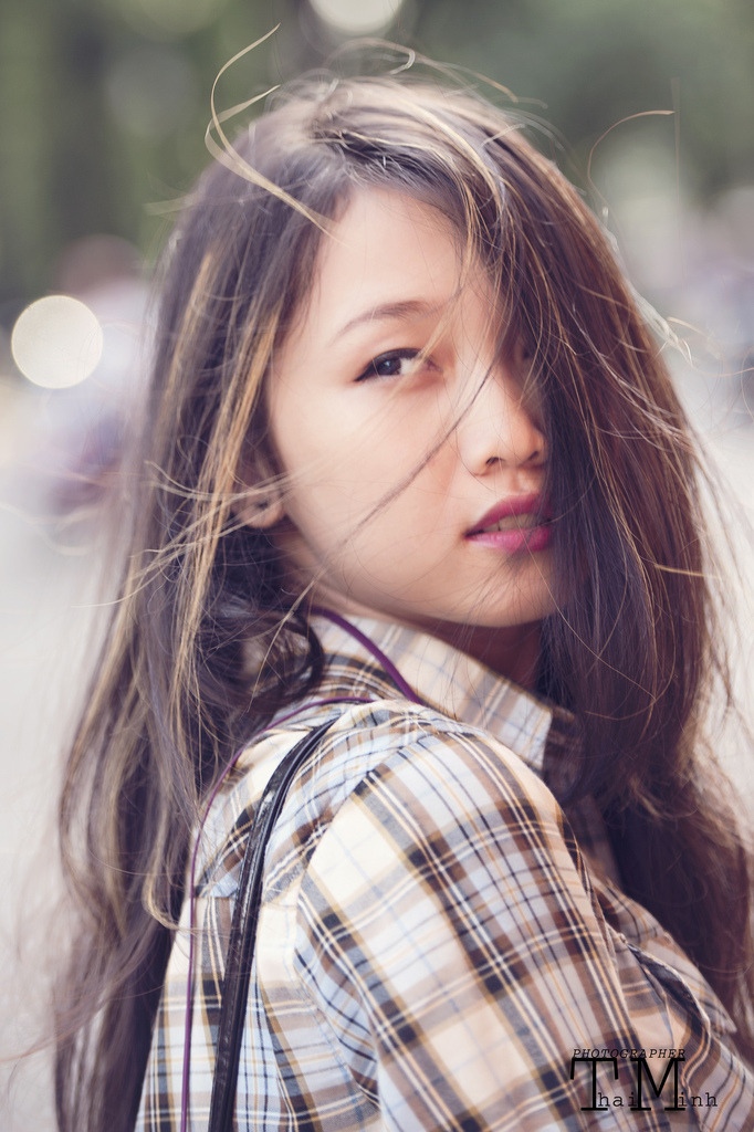銀行女被強(qiáng)侵犯在線播放