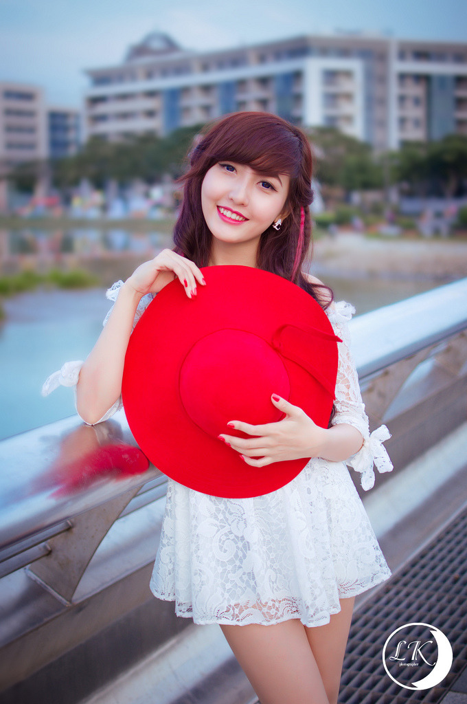 《小姐》