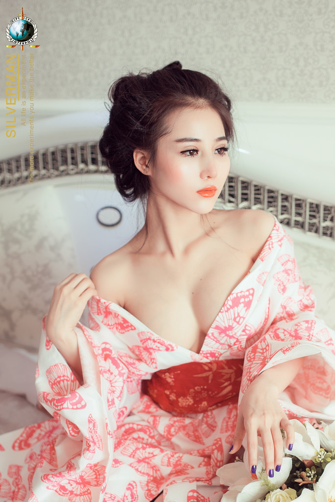 3p兩男一女被兩根一起進漫畫