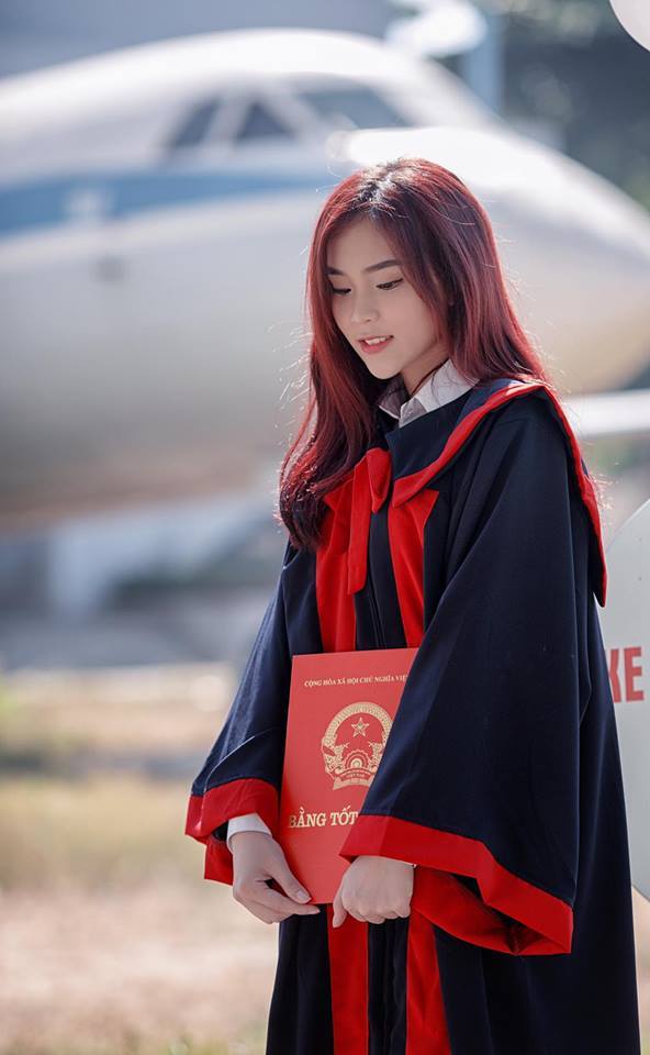 偷看美女洗澡一二三四區(qū)