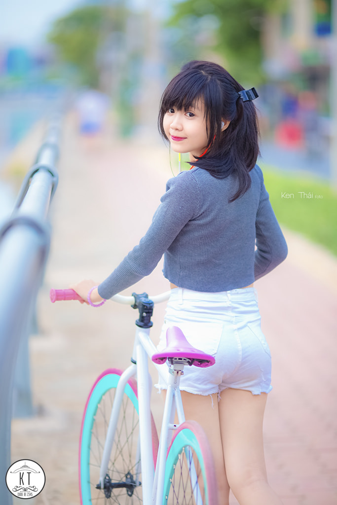 女人扒自己的蔭道口視頻軟件